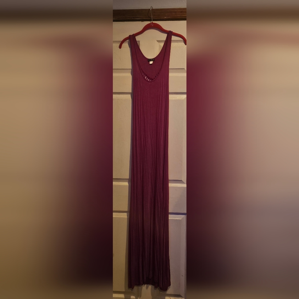 VENUS Pleated A-Line Maxi Dress